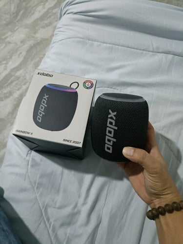 នៅដូចថ្មី