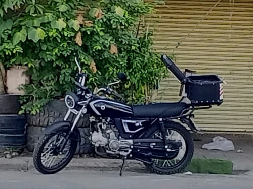 ចង់លក់ម៉ូតូកូនកំពុងជិះរាល់ថ្ងៃដូរសារីទិញឡានឬដូរឡាន