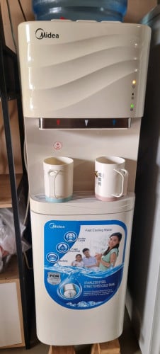 ម៉ាស៊ីនទឹកក្ថៅទឹកត្រជាក់និងទឹកធម្មតាមានមុខងារបីយ៉ាងនៅដំណើរការស្អាតធម្មតាម៉ាស៊ីននៅថ្មីត្រូវការលក់វិញ