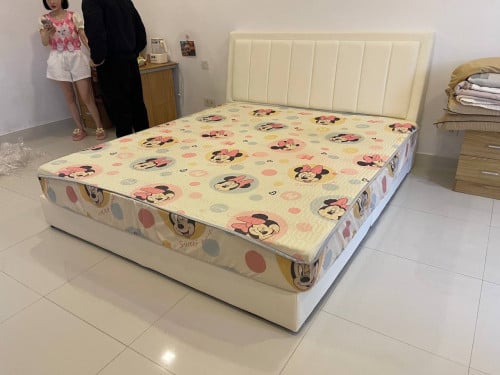 គ្រែគេង 1.8m x 2m