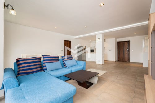 𝐅𝐨𝐫 𝐑𝐞𝐧𝐭: 2-Bedroom Apartment – Sensok Area