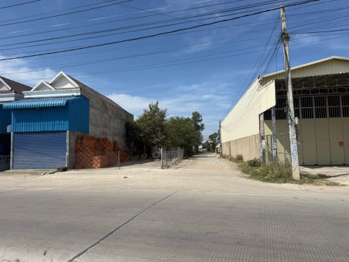 ដីលក់នៅជិតវត្តឈូកវ៉ាជិតផ្លូវ2011