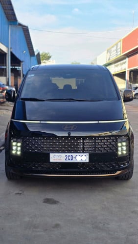 ឡានស្អាតថ្នាំស៊ីនមួយជុំ 2025