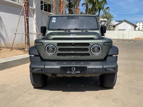 រថយន្ត 212 T01 2025