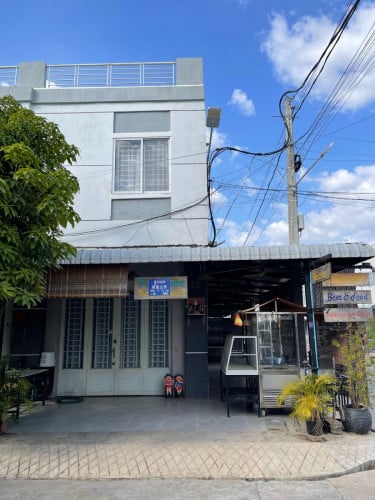 ផ្ទះកែង​លក់​ បុរីពិភពថ្មីកំបូល3