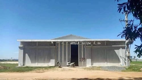 ឃ្លាំងសម្រាប់លក់ នៅទួលពង្រ ជិតផ្លូវជាតិលេខ3