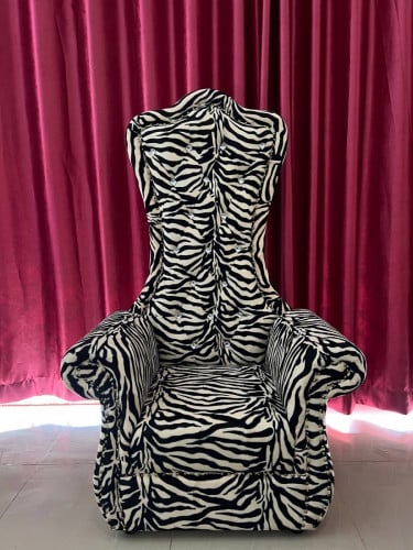 សាឡុងឃ្វីន ម៉ូតស្អាត ធានាគ្រោងឆ្អឹង 5ឆ្នាំ