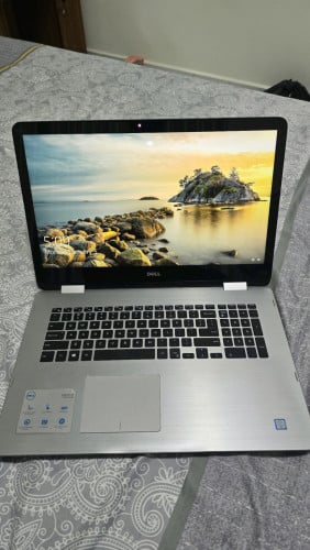 ខ្ញុំចង់លក់ DELL 2 in 1 17" អេក្រង់ធំស្អាត