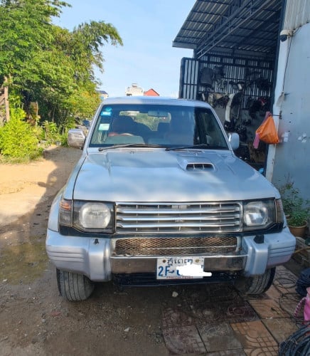 លក់បន្ទាន់ Pajero 2850