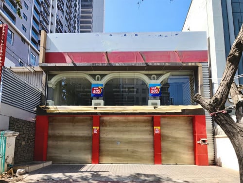 ហាងសំរាប់ជួលបឹងកេងកង៣  /  Shop for rent Boeng Kengkang III