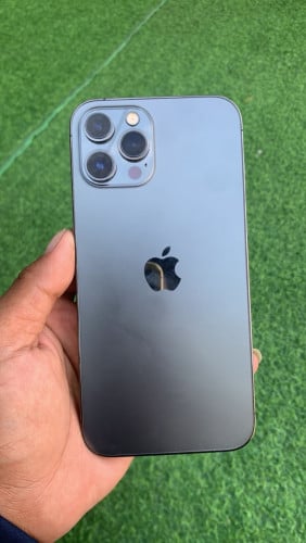 12 pro max 128g ស្គេន អេក្រង់ថ្មី កាមេរ៉ាមុខក្រោយច្បាស់តួរ97 98%