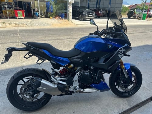 BMW F900XR 2022