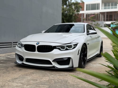 BMW M4 F82 ឆ្នាំ2015 Spec អាមេរិក