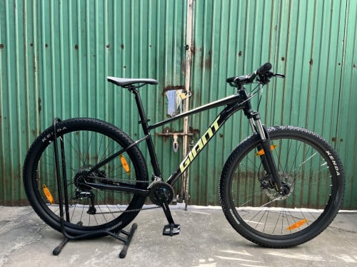 Giant Talon 3 ថ្មី98%-99% (2024) M/29