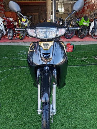 honda dream 024​ ម៉ាស៊ីន​តាន់​ ដៃ​ជេីង​សាណុំ​​ 1780$ បងប្អូន​ចង់​ទិញ​ដាច់​ វ៉ៃ​ដូរ​ បង់​រំលស់​បាន
