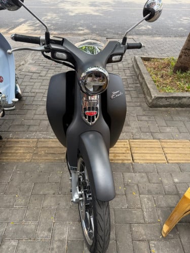 Honda SuperCub ជប៉ុនស្លាកលេខ