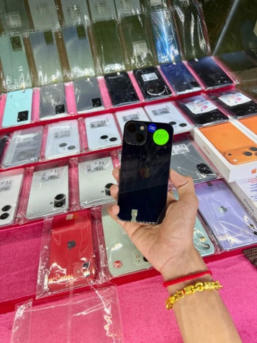 iPhone 13 LLA 128GB សានុំសុីនណែន តម្លៃ 310$
