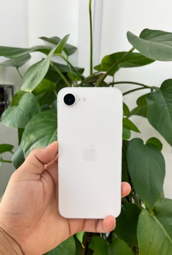 iPhone 16e Memory : 128GB LL/A មួយទឹកសុំណុំសុីន 99% តម្លៃ460$