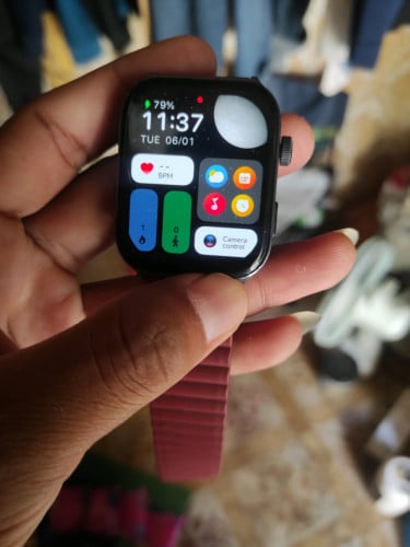 Ks 2 ស្ទើរតួបន្តិចដូចរូប អេក្រង់ស្អាត ថ្មកាន់ 25$ ដាច់