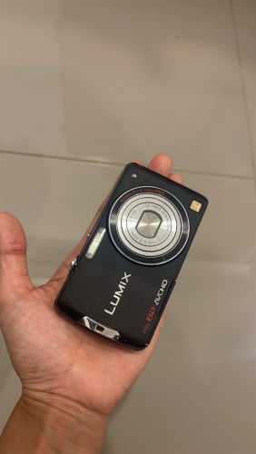 Lumix fx 700