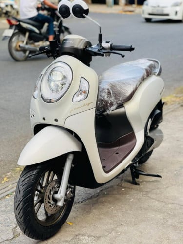 Scoopy from Indonesia full tax