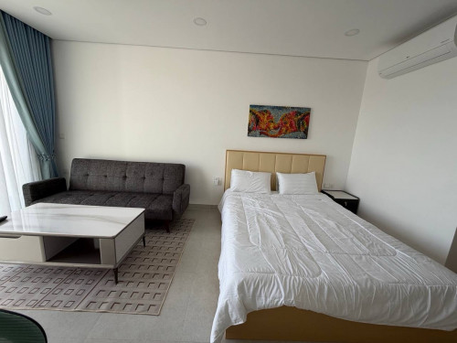 Studio room for rent