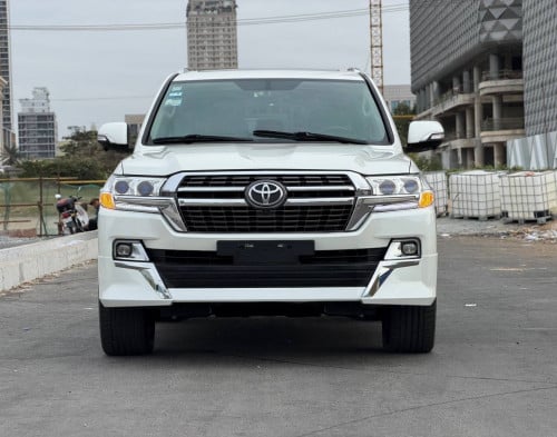 Toyota Land Cruiser V6 សាំង​ 2009 ឡេីង​ស៊េរី​ទាំង​ក្នុង​ក្រៅ​ 2021 Full option