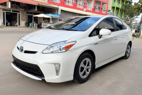 Toyota Prius 2012 Option 3 ឃ្មុំហ្ស៊ីន ប្រវត្តិអូតូឆៀកលំដាប់មេឡាន​