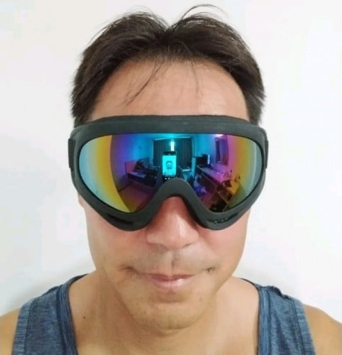 វ៉ែនតា ជិះកង់