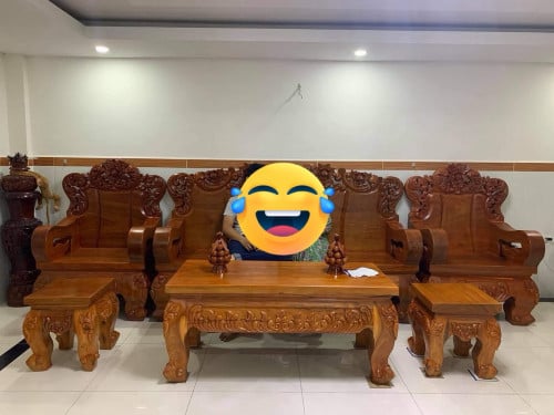 សាឡុងឈើ ១ឈុត