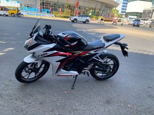 ម៉ូតូលក់