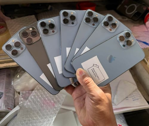 អីវ៉ាន់ស្អាត សាណុំសុីន