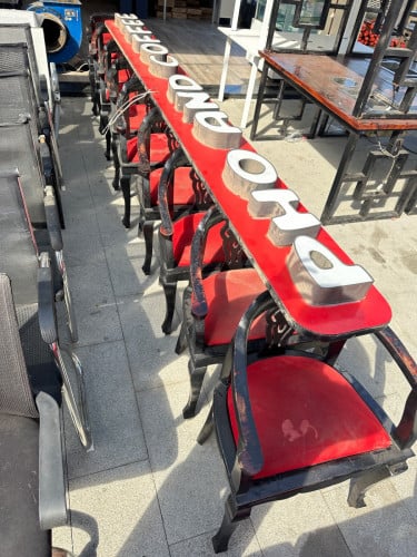 កៅអីឈឺល្អ