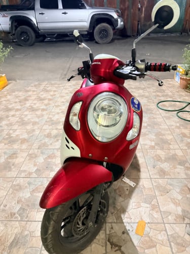 លក់ម៉ូតូ