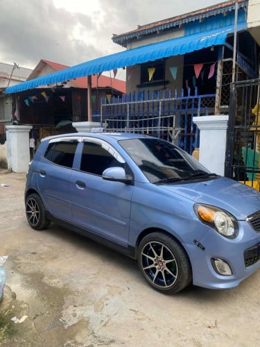 ឆ្នាំ010 VIP fullពេញ ឡានស្អាតណាស់ៗ