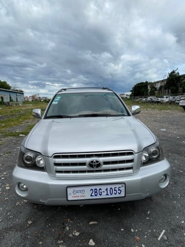 ឡានលក់ ឆ្នាំ02 ប៉ុង1 V6 ឡានស្អាតអត់បុកអត់ប៉ះ