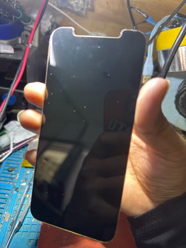 អេក្រង់​12​ជា​ហេីយ​យក​ទៅ​អុក​តែ​ថាច់​ប្រេី​បាន​លក់​15$