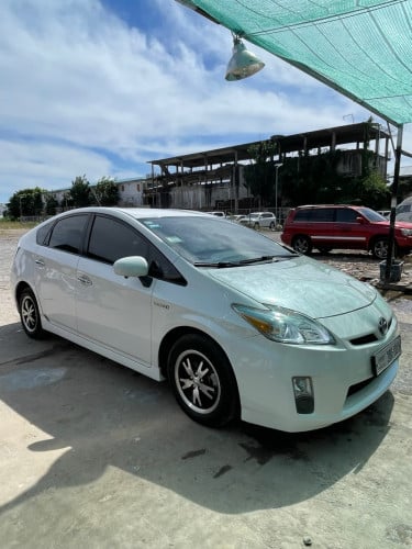 ឡានលក់ ឆ្នាំ2011 Option 3 $16500 ឡានស្អាត