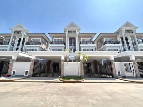 វីឡាភ្លោះA សម្រាប់ជួល | Twin A Villa for rent