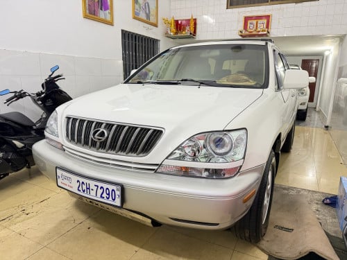 ឡានលក់ full ក្នុងលឿង ថ្នាំហ្សីន90%