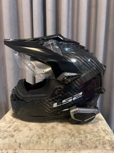 មួកLS2 មួយឈុតទាំងកាស់សុីណា