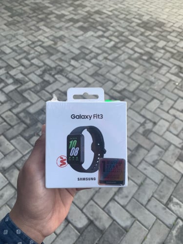 នាឡិការ Samsung Galaxy Fit3☎️🎉😍
