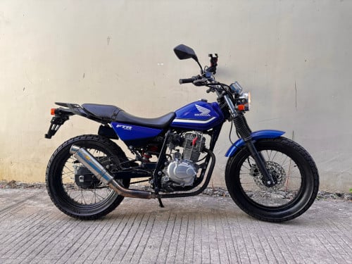 ម៉ូតូទើបទម្លាក់មកពីជប៉ុន 🇯🇵HONDA FTR223 ឆ្នាំ04(ក្រដាស់ពន្ធ)🥳តម្លៃ1680$