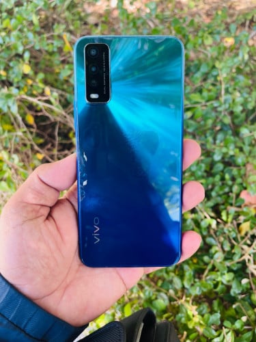 លក់មិនកាត់ថ្លៃ Vivo Y12s Ram3/32 អេក្រង់ថ្មី សំបកដូចរូប