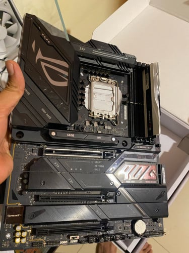 Asus ROG Strix Z790-E + G.SKILL Trident Z5 RGB 32G 6000hz 485$ 0962464246