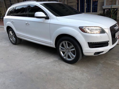 Audi Q7 Years 2011 Full