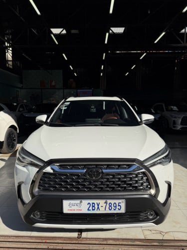 Corolla Cross 2023 (34500$) ម្ចាស់ដើម