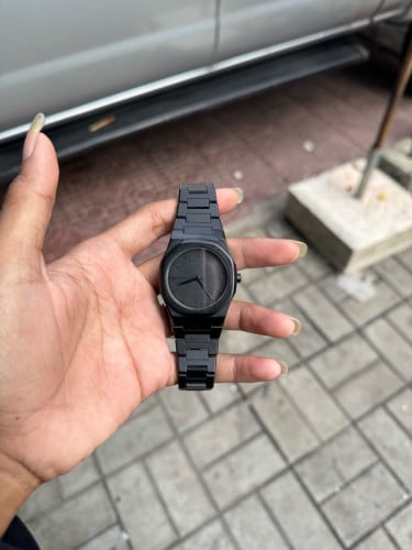 D1 Milano Polycarbon blach  Full set នៅស្អាត