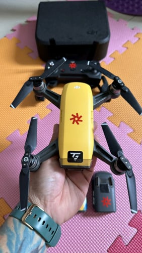 Drone DJI Spark (4 Batteries + Accessories)