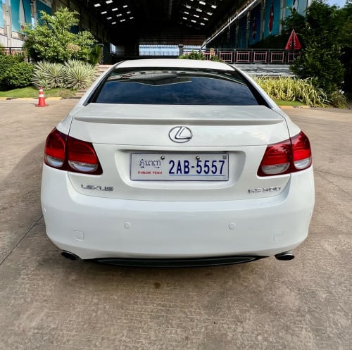 Gs300 full option ប៉ុង1 ធានាឡានស្អាតខ្លាំង រំលោះសុទ្ធបាន